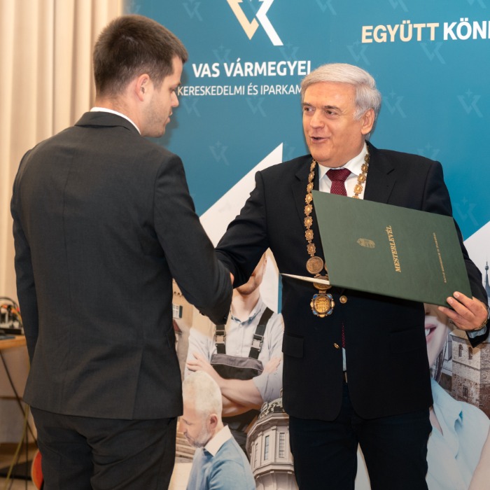 Új mesterek Vas vármegyében