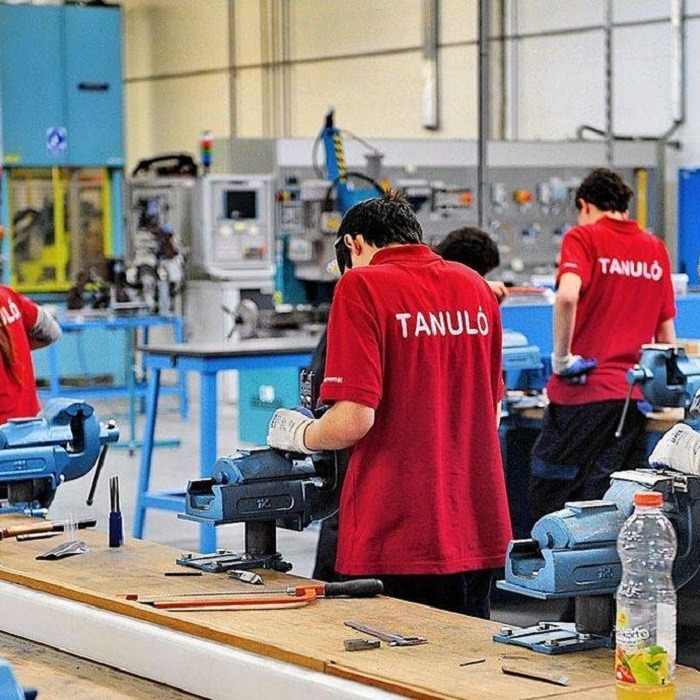 Várjuk a jelentkezéseket kamarai gyakorlati oktató képzésre!