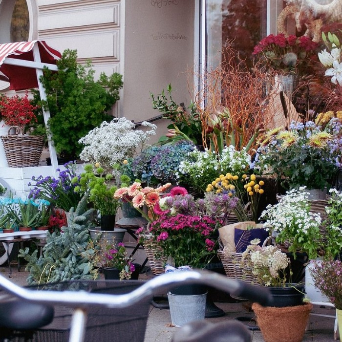 Virágárusok,  ajándéktárgy kiskereskedők figyerlmébe!